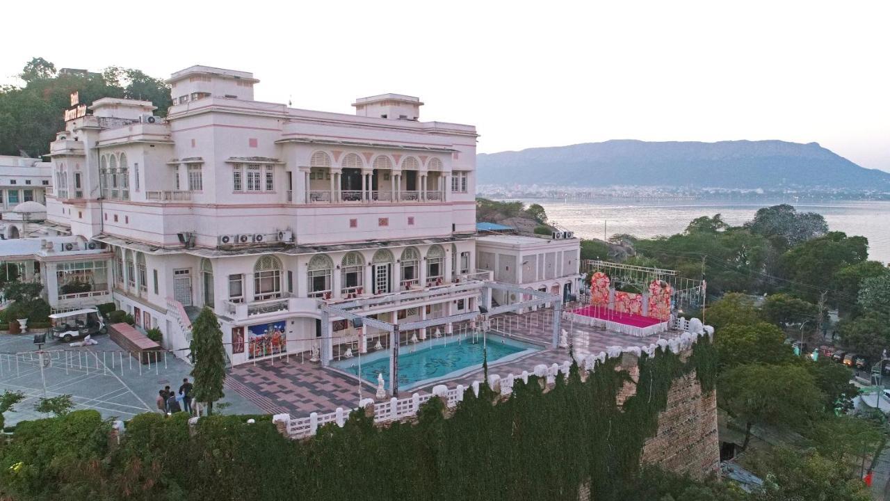 Hotel Merwara Estate- A Luxury Heritage Resort Ajmer Exteriör bild