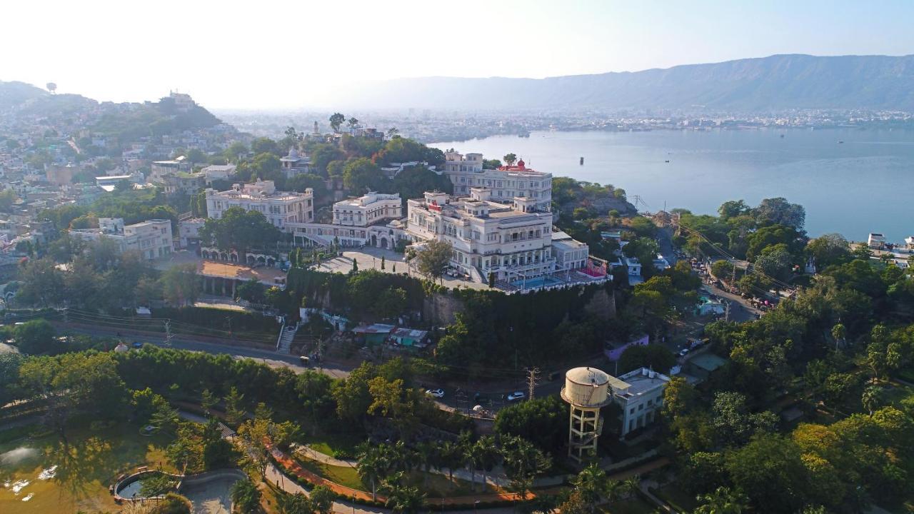 Hotel Merwara Estate- A Luxury Heritage Resort Ajmer Exteriör bild