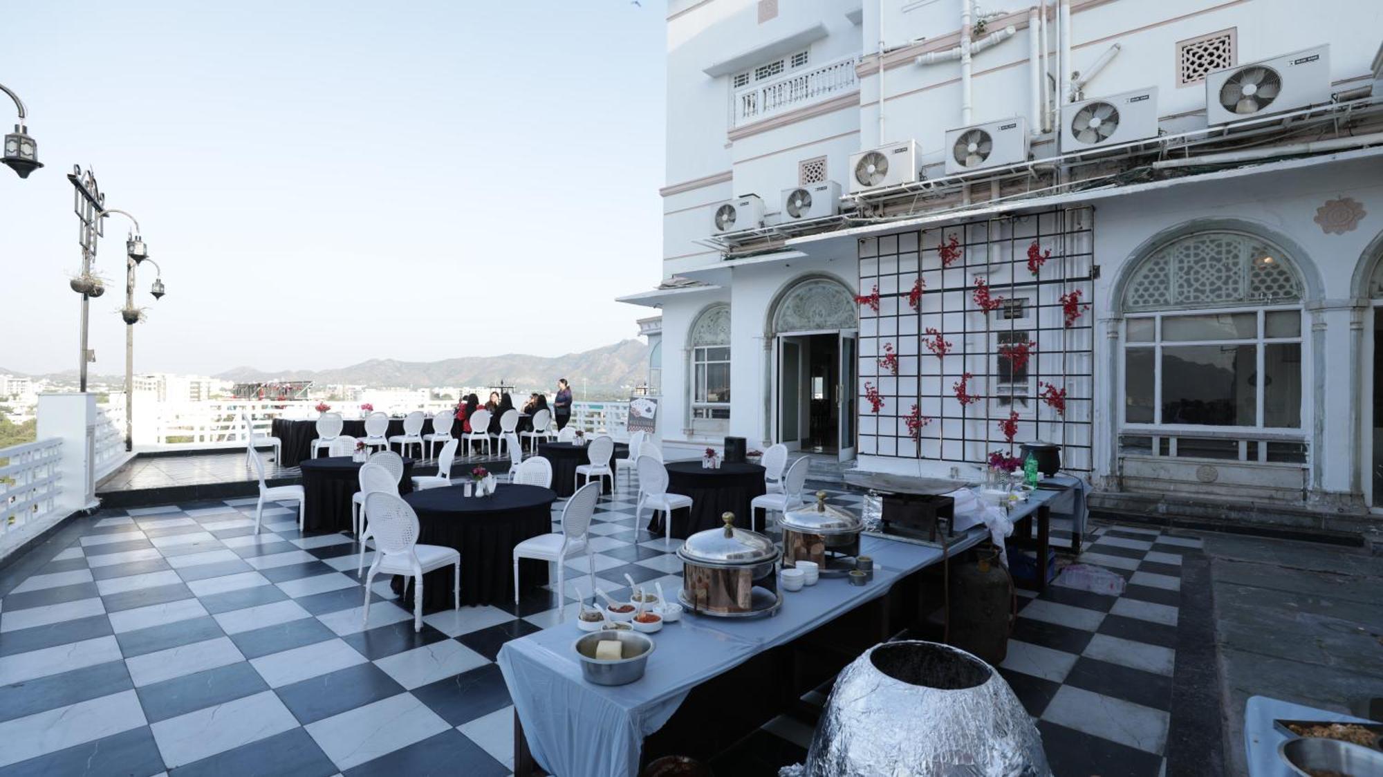 Hotel Merwara Estate- A Luxury Heritage Resort Ajmer Exteriör bild