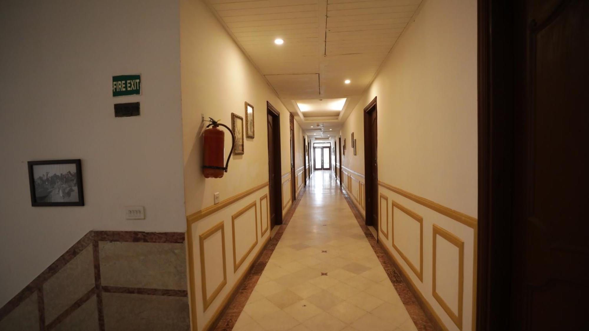 Hotel Merwara Estate- A Luxury Heritage Resort Ajmer Exteriör bild