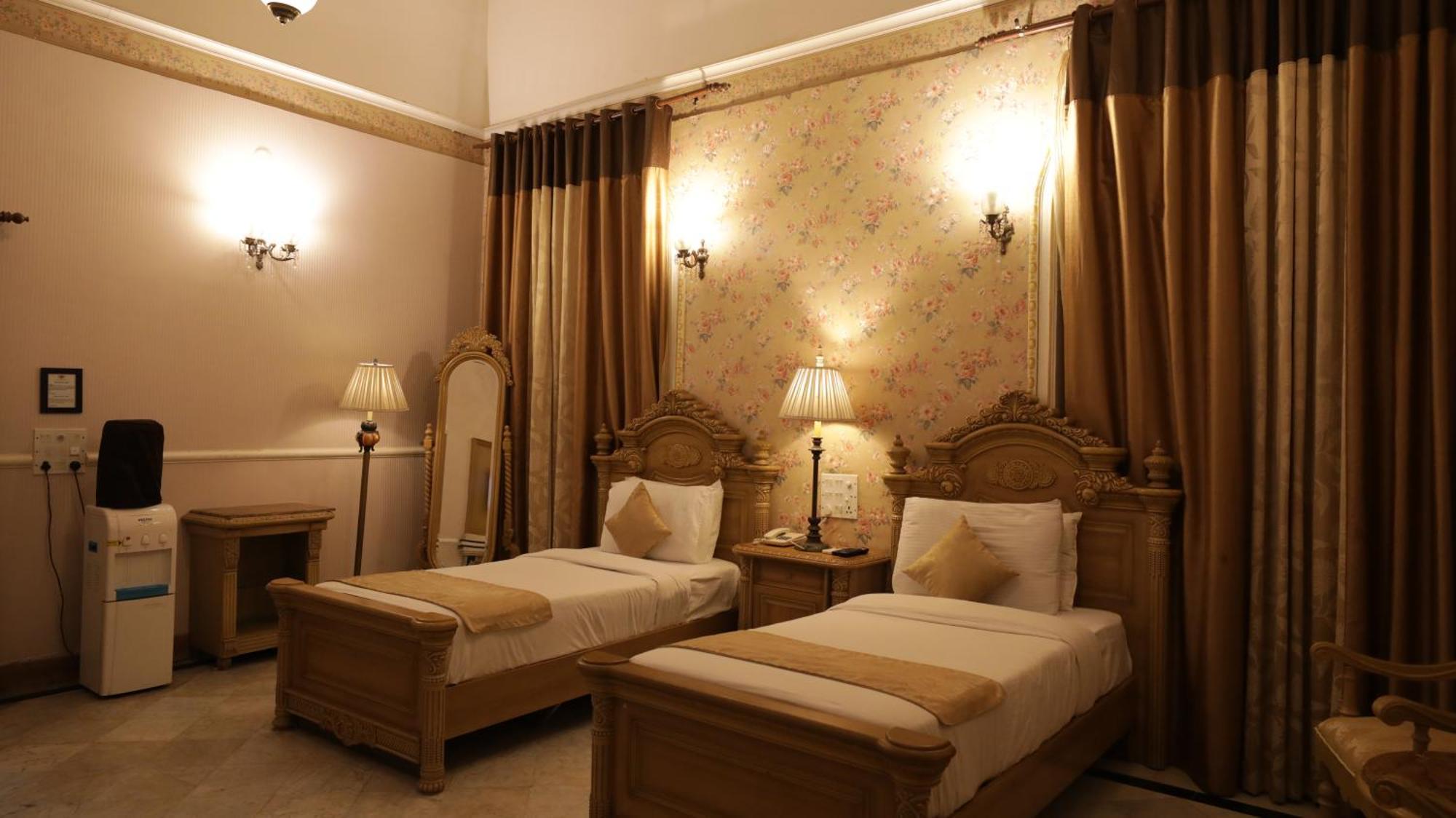 Hotel Merwara Estate- A Luxury Heritage Resort Ajmer Exteriör bild