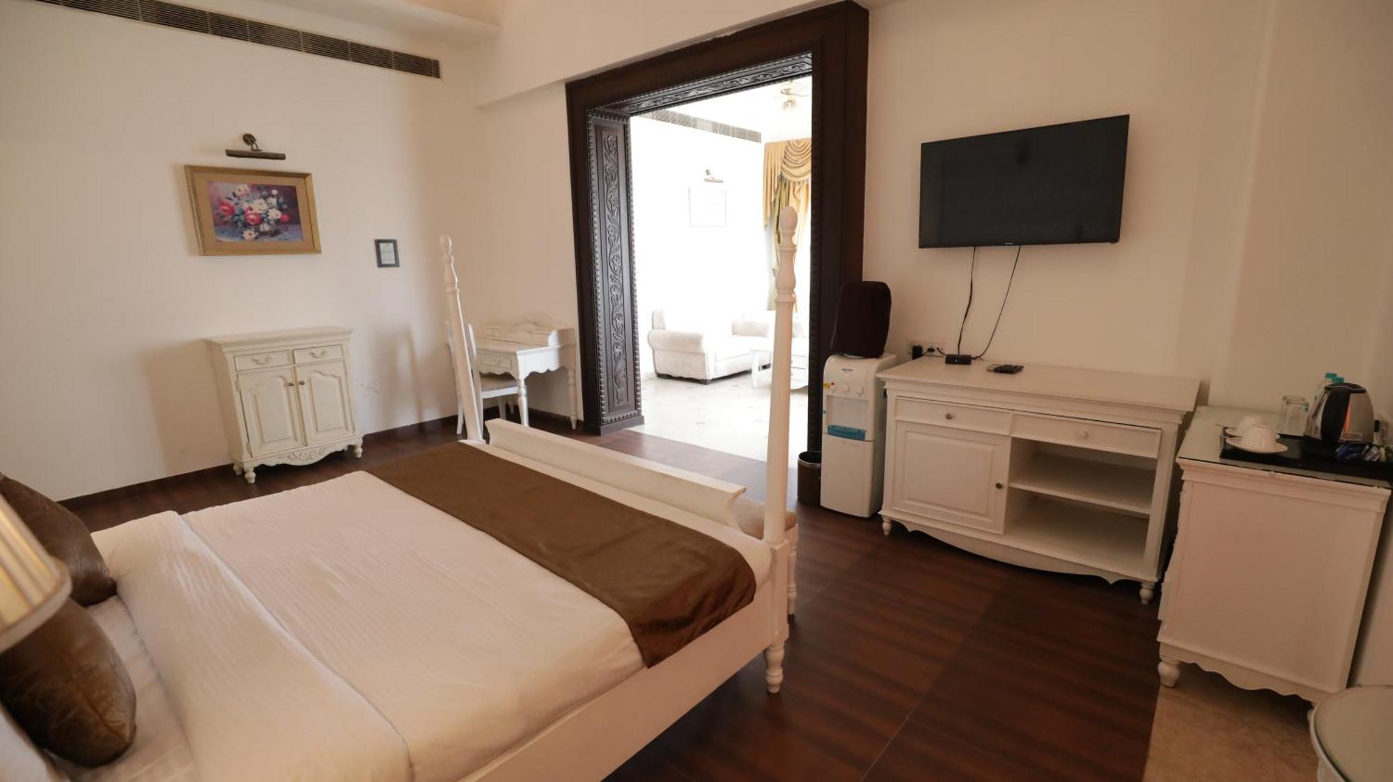 Hotel Merwara Estate- A Luxury Heritage Resort Ajmer Exteriör bild